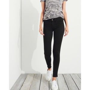 Low-rise Black Hollister Jean leggings